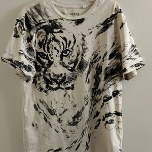 Men's Guess T shirt